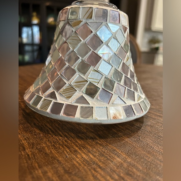 Yankee Candle Mosaic Shade Topper fits large candle - Picture 7 of 8